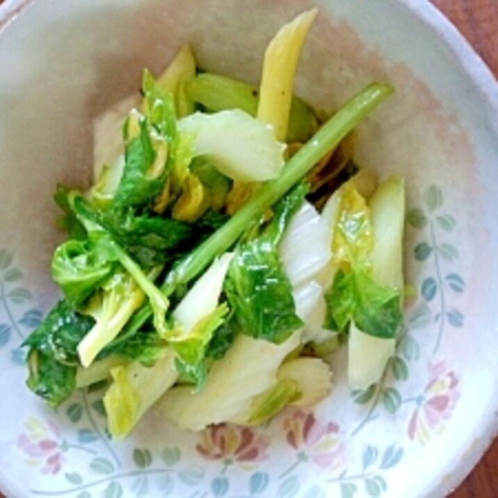 大量消費に!セロリの和え物